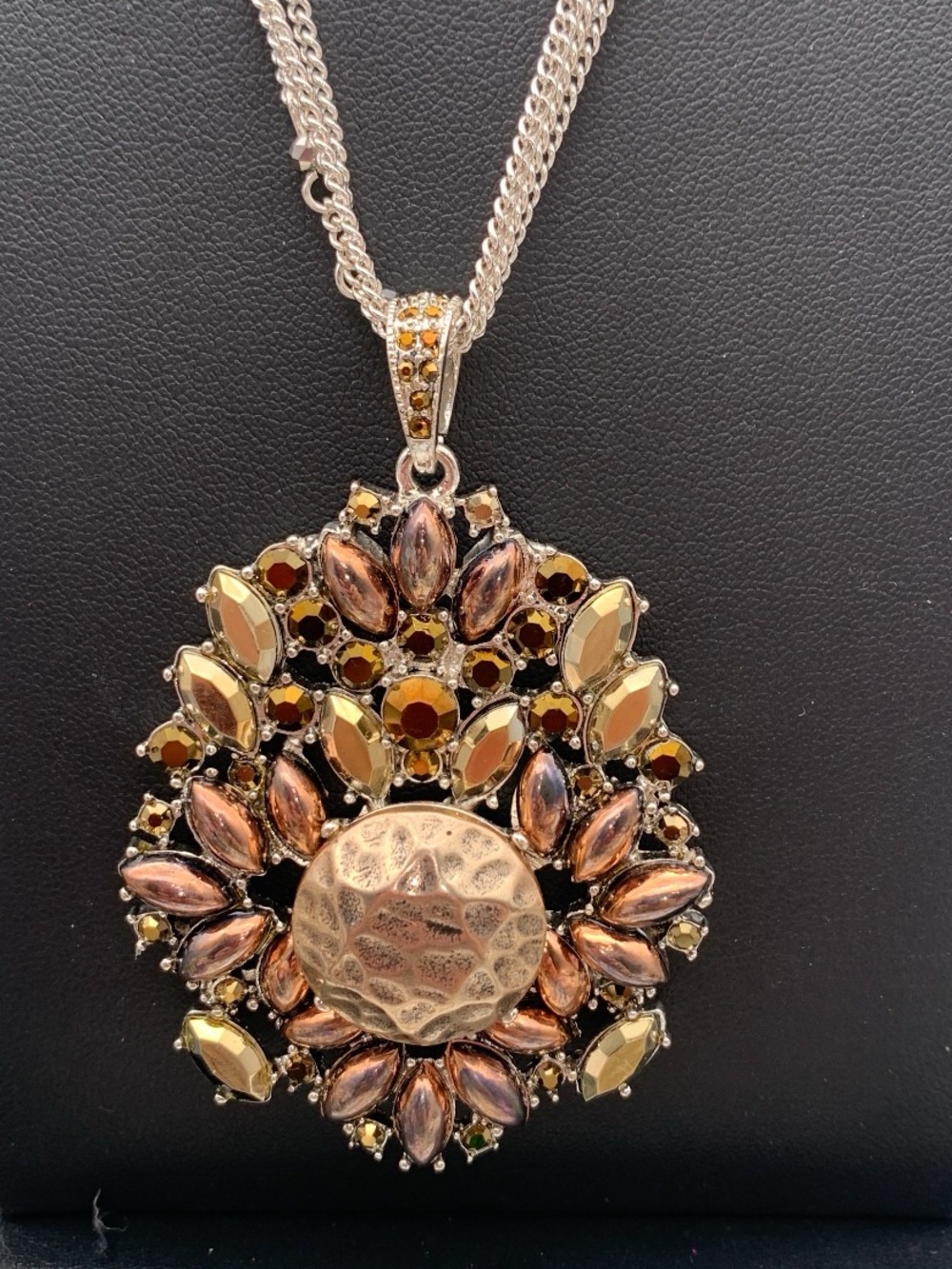 NWT Silver tone necklace with Gold Tones and Floral Statement Pendant Necklace